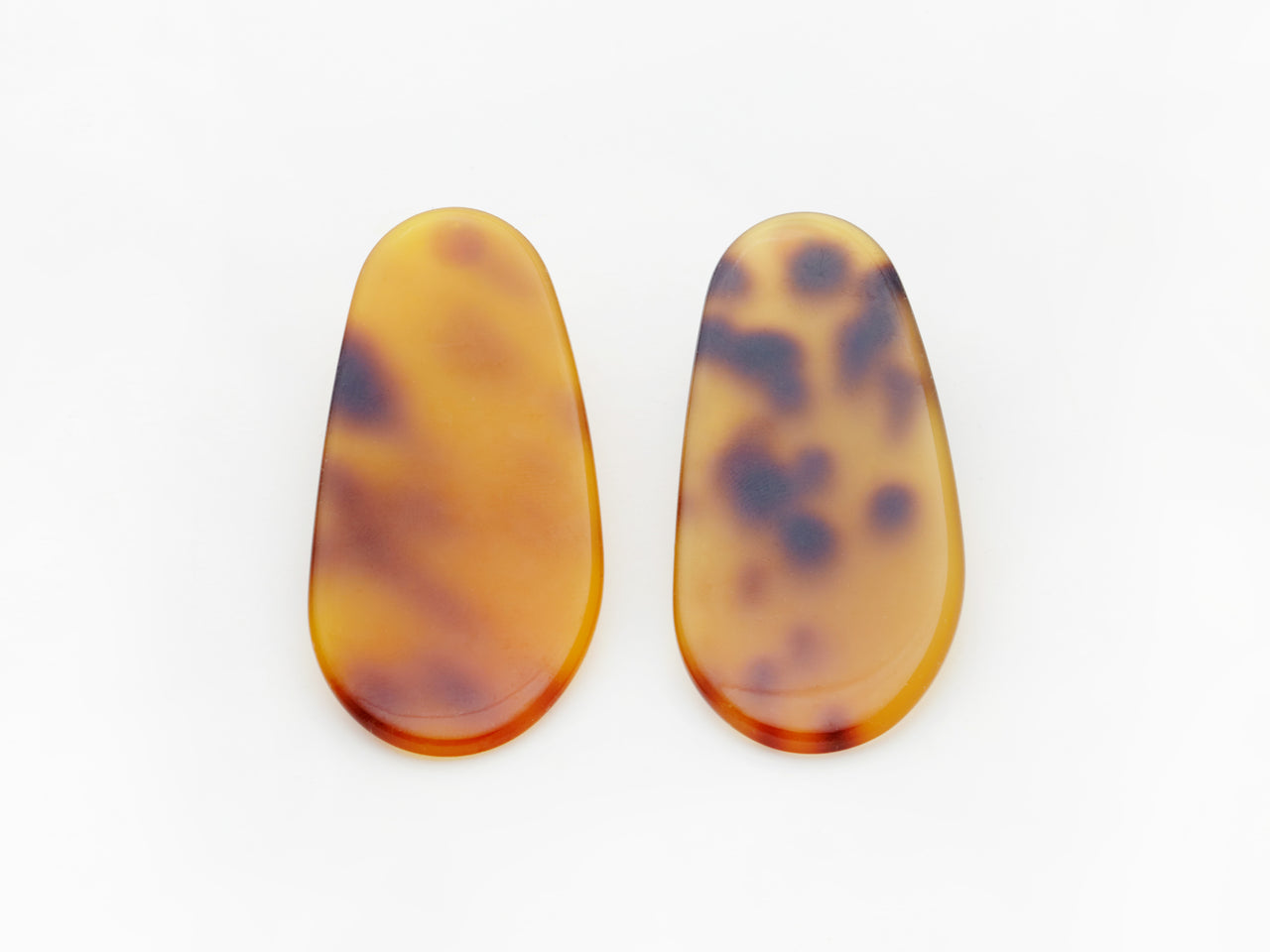 Maple Earrings in Tort